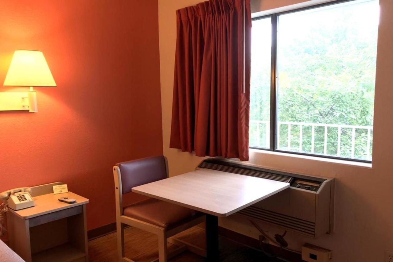 Key Inn Macedonia Екстер'єр фото
