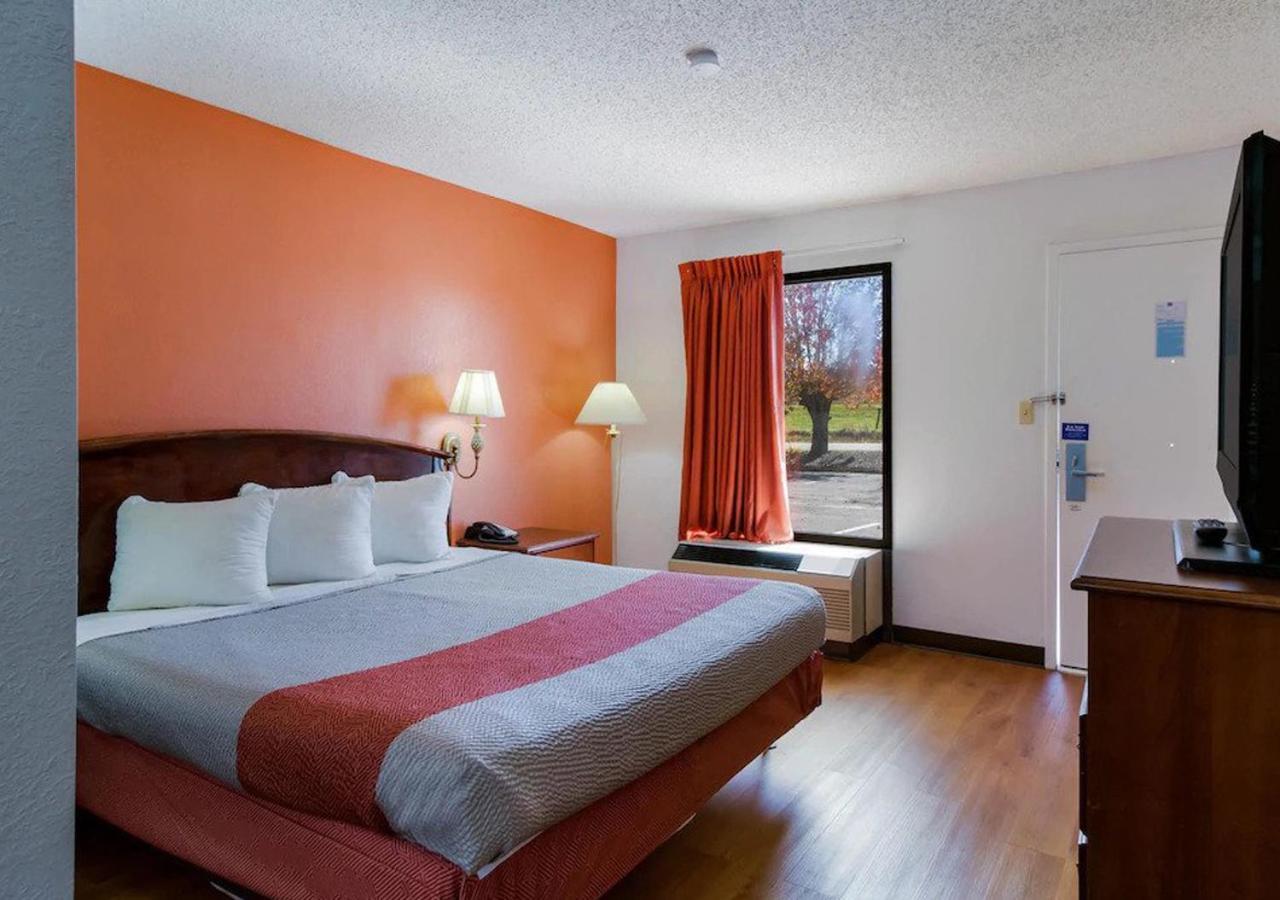 Key Inn Macedonia Екстер'єр фото