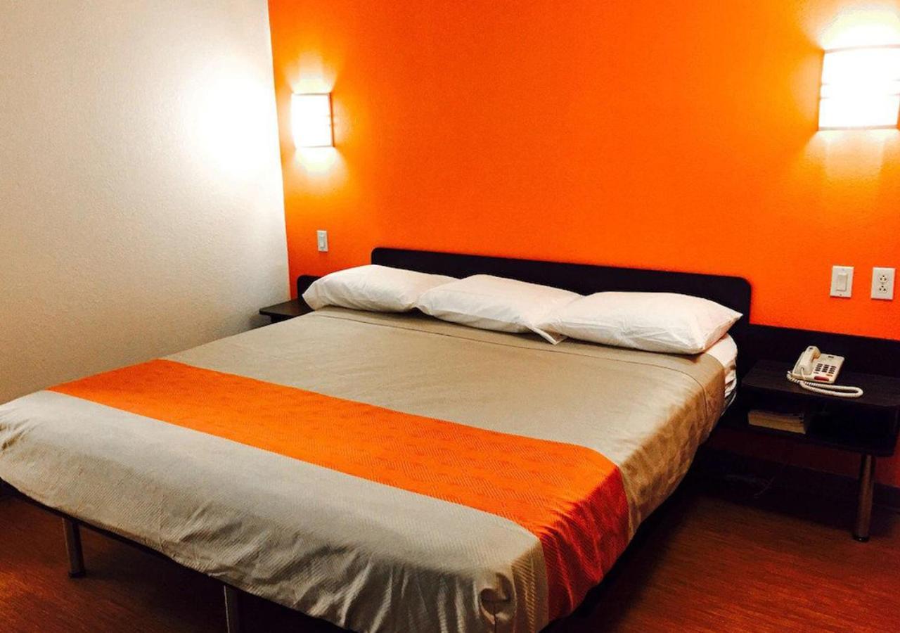 Key Inn Macedonia Екстер'єр фото