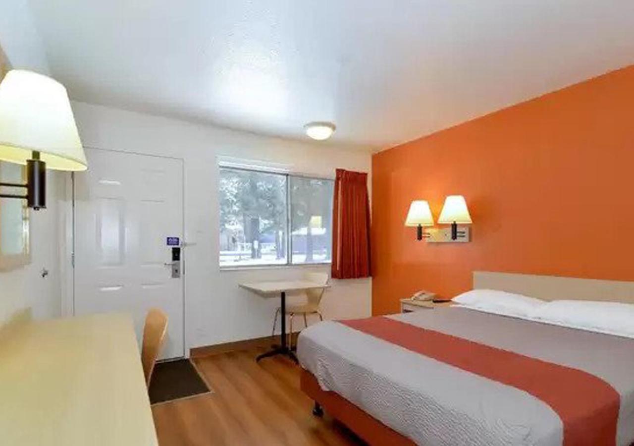 Key Inn Macedonia Екстер'єр фото