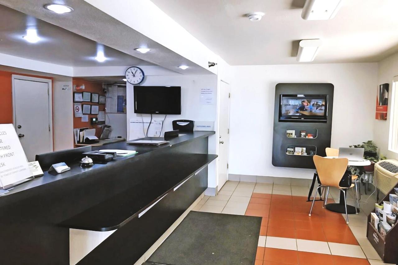 Key Inn Macedonia Екстер'єр фото